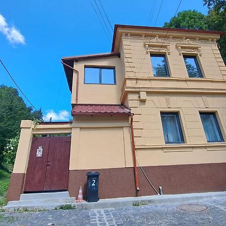 Cosy Studio In The Heart Of Brasov Exterior photo