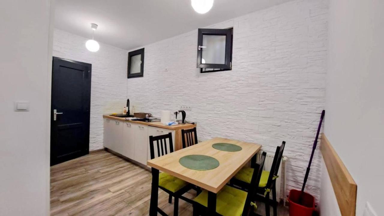 Cosy Studio In The Heart Of Brasov Exterior photo